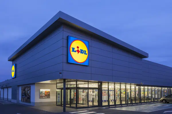 Lidl announces the opening of a new store in London, expanding its presence in the city